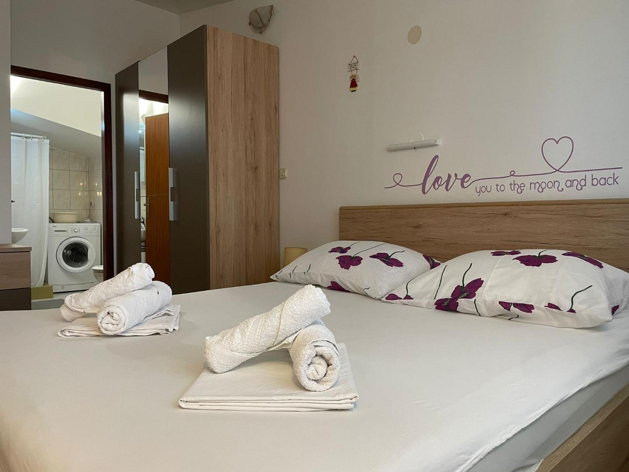 Apartments Meri Водице Экстерьер фото