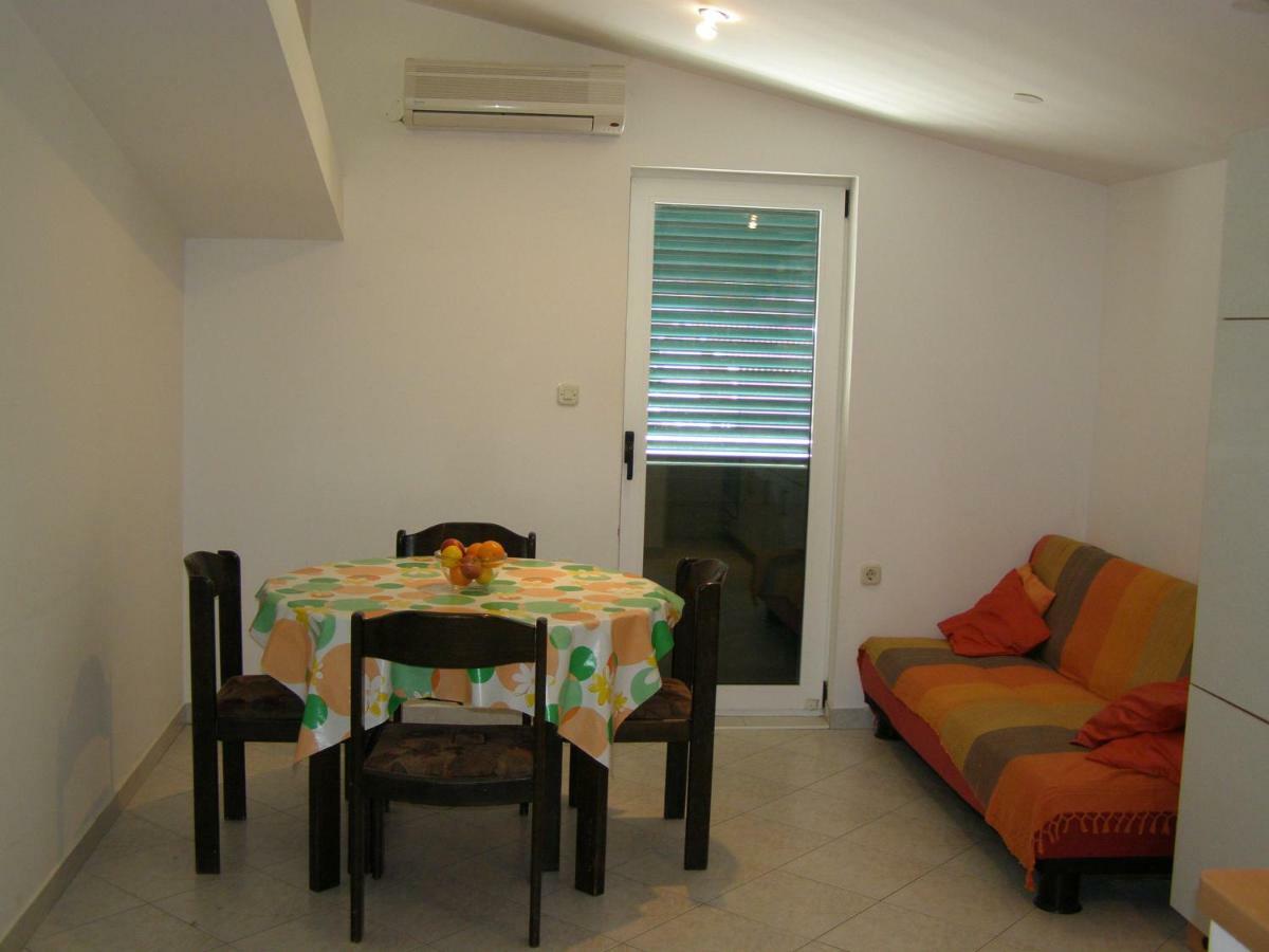 Apartments Meri Водице Экстерьер фото
