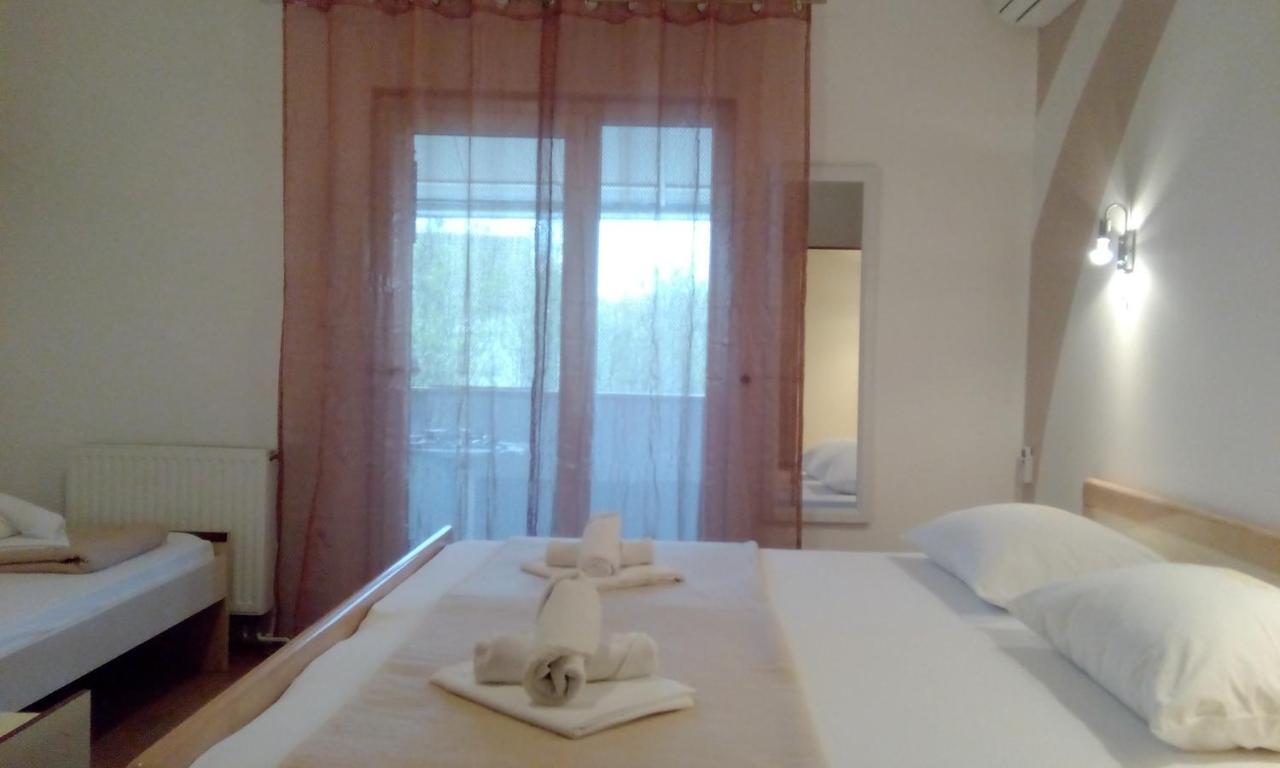 Apartments Meri Водице Экстерьер фото